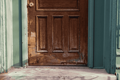 Rotting Wooden Door - Vivid Doors